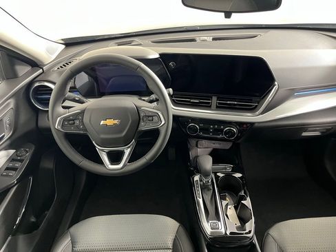 New 2026 Chevrolet Trax LT FWD image 12
