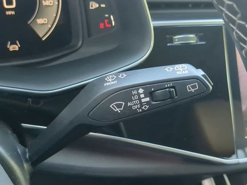 Used 2025 Audi Q7 3.0T Premium Plus image 26