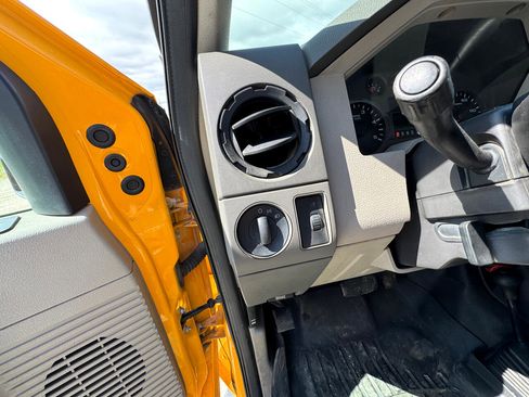 Used 2010 Ford F450 4x4 Regular Cab Super Duty image 37