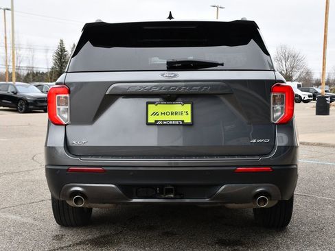 Used 2023 Ford Explorer XLT w/ Equipment Group 202A image 5