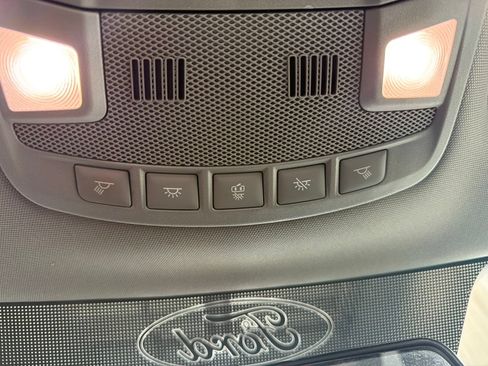 Used 2018 Ford F150 XLT AWD/4WD image 26
