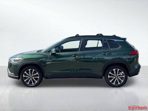 Certified 2023 Toyota Corolla Cross XLE w/ Convenience Package FWD image 2