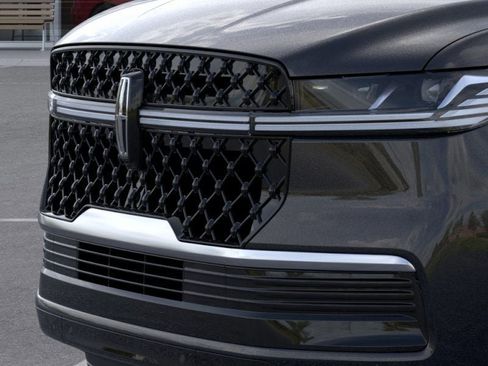 New 2026 Lincoln Navigator Reserve w/ Jet Appearance Package image 17