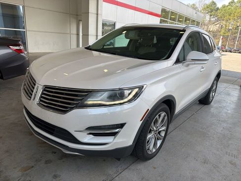 Used 2018 Lincoln MKC Select w/ Select Plus Package image 1
