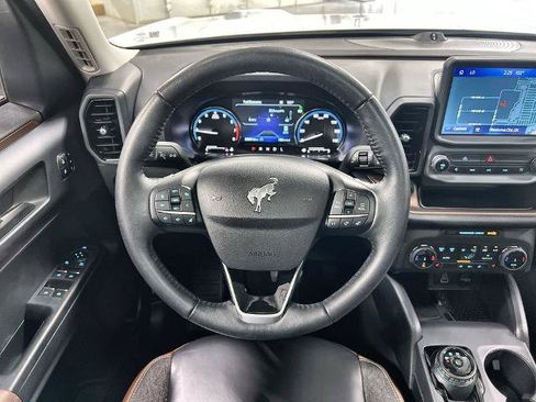 Certified 2023 Ford Bronco Sport Outer Banks w/ Tech Package AWD/4WD image 18