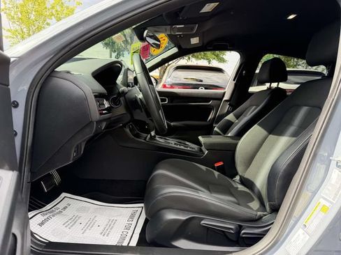 Used 2023 Honda Civic Sport image 8