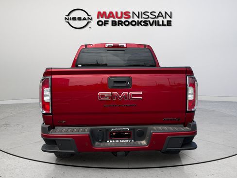 Used 2022 GMC Canyon AT4 w/ Driver Alert Package AWD/4WD image 7