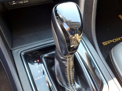 Used 2021 Subaru Crosstrek 2.5i Sport w/ Moonroof Package image 16