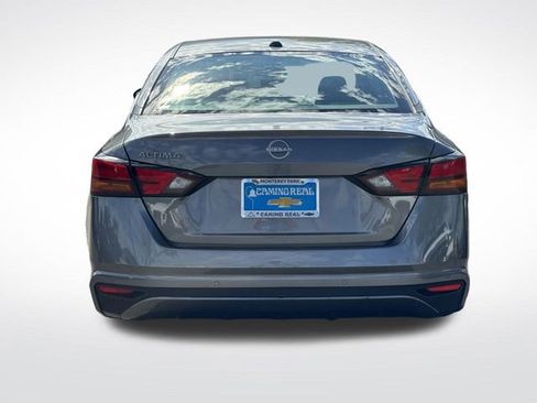 Used 2025 Nissan Altima 2.5 SV image 4