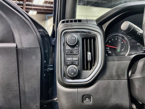 Used 2021 Chevrolet Silverado 1500 RST image 13