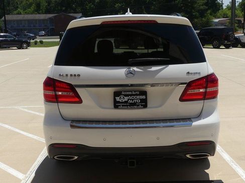 Used 2017 Mercedes-Benz GLS 550 4MATIC image 4