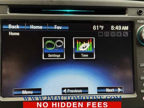 Used 2017 Chevrolet Traverse LT image 27