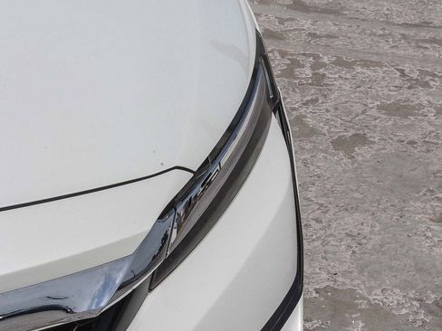 Certified 2020 Honda Clarity Touring image 11