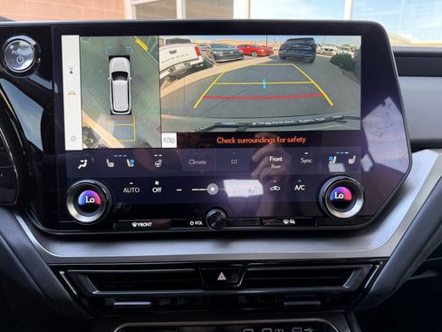 Used 2024 Lexus TX 500h AWD image 19