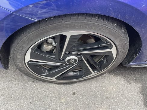 Used 2023 Hyundai Elantra N Line image 9