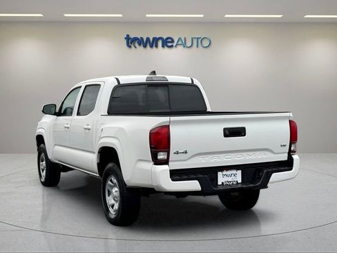 Used 2023 Toyota Tacoma SR image 3