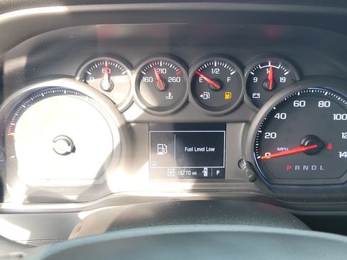 Used 2023 GMC Sierra 1500 Pro w/ Pro Value Package AWD/4WD image 28