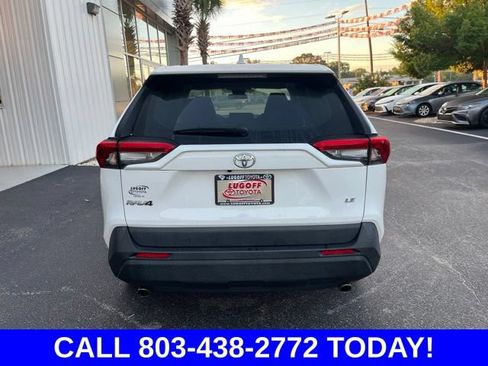 Used 2022 Toyota RAV4 LE FWD image 33