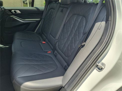 Used 2024 BMW X5 sDrive40i image 28
