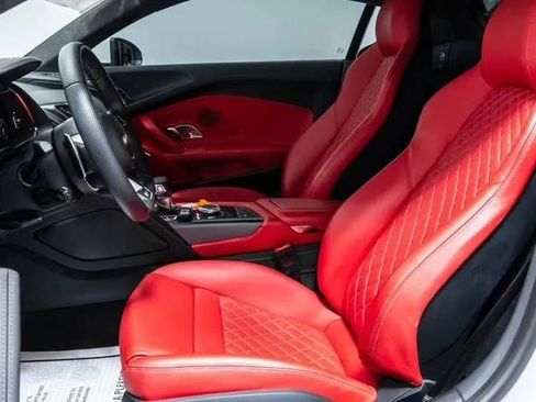 Used 2022 Audi R8 V10 performance image 3