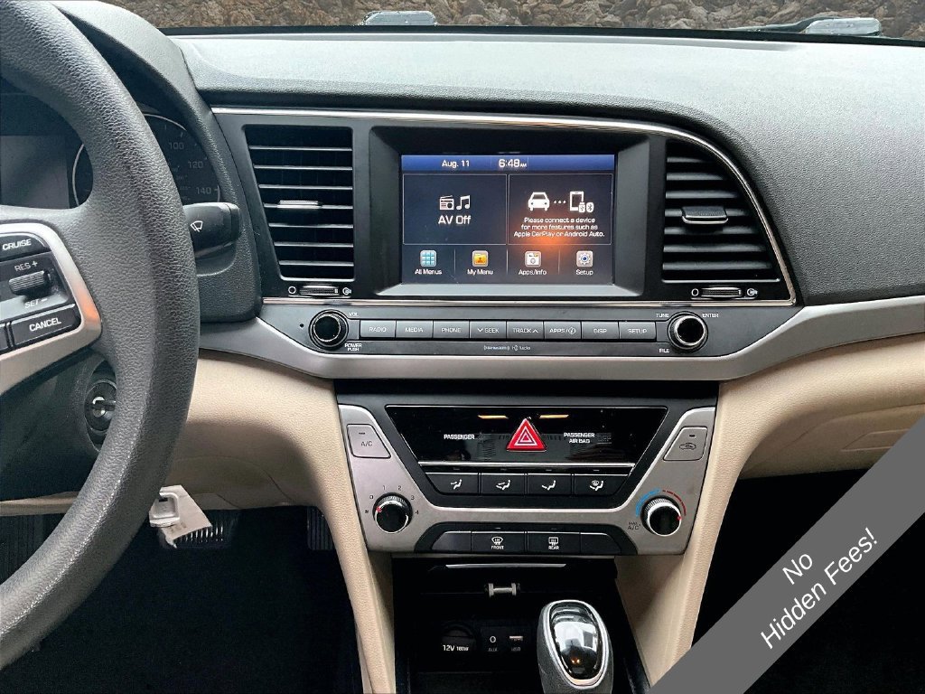 Used 2017 Hyundai Elantra SE FWD image 5
