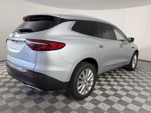 Used 2021 Buick Enclave Premium w/ Sun and Sites Package FWD image 7