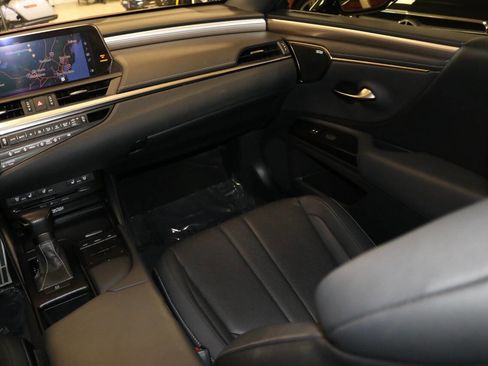 Used 2020 Lexus ES 350 F Sport w/ Accessory Package 2 image 16