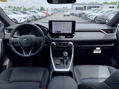Used 2024 Toyota RAV4 XSE w/ Weather Package AWD/4WD image 26