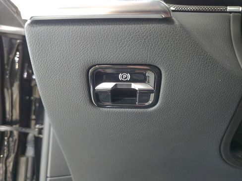 Certified 2023 Mercedes-Benz S 500 4MATIC image 10