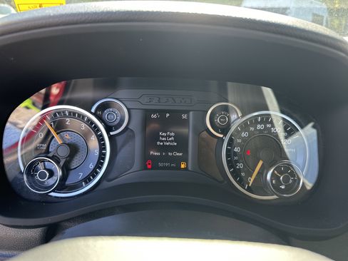 Used 2019 RAM 2500 Big Horn image 30