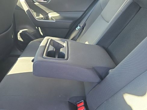 Used 2025 Toyota RAV4 XLE image 18