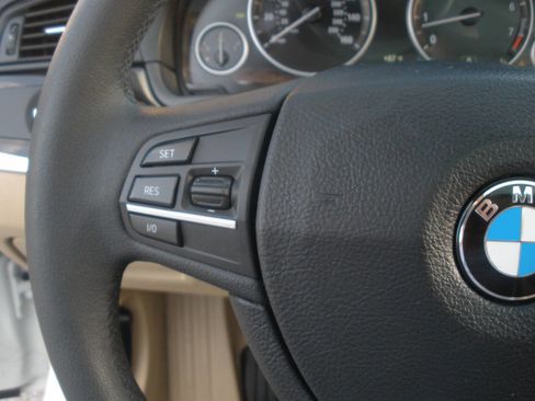 Used 2014 BMW 528i Sedan image 36