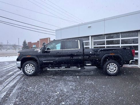 Used 2021 GMC Sierra 3500 SLE w/ SLE Convenience Package image 2