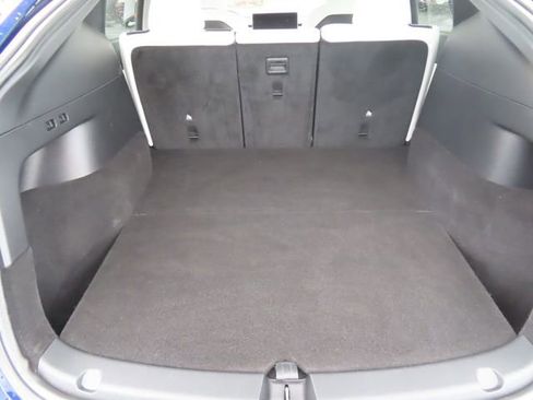 Used 2021 Tesla Model Y Long Range AWD/4WD image 26