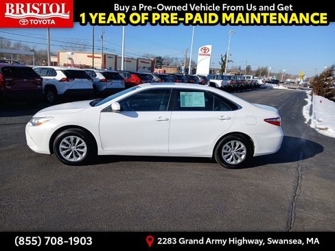 Used 2016 Toyota Camry LE image 4