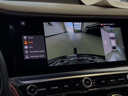 Used 2020 Bentley Continental GT AWD/4WD image 32