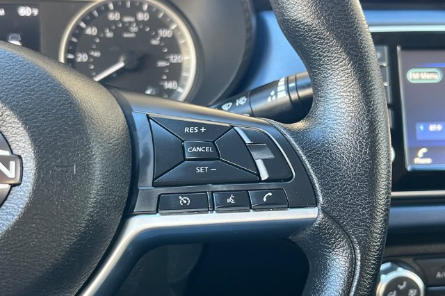 Used 2025 Nissan Versa SV FWD image 29
