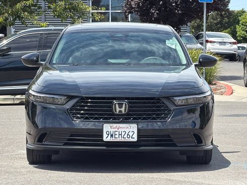 Used 2025 Honda Accord SE image 9