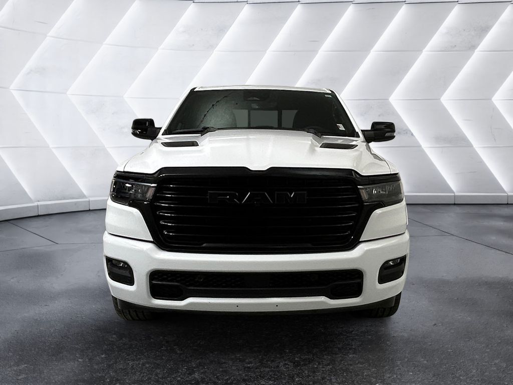 Used 2025 RAM 1500 Laramie AWD/4WD image 2