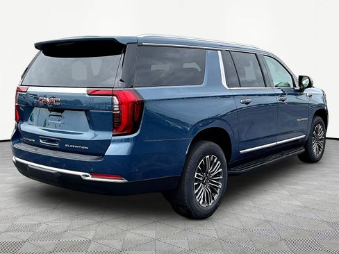 New 2026 GMC Yukon XL Elevation w/ Elevation Premium Package AWD/4WD image 7