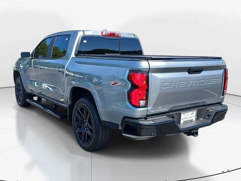 Used 2024 Chevrolet Colorado Z71 w/ Z71 Convenience Package 2 AWD/4WD image 5