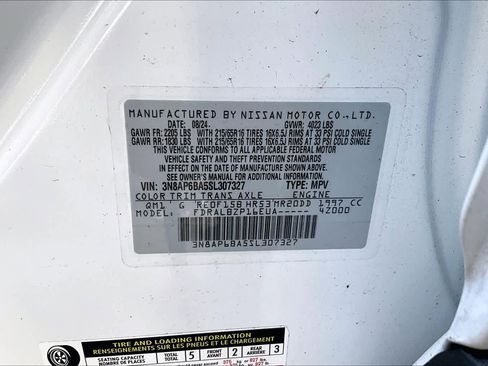 Certified 2025 Nissan Kicks S image 29