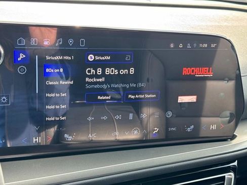 New 2026 Chevrolet Traverse LT w/ Midnight/Sport Edition FWD image 32