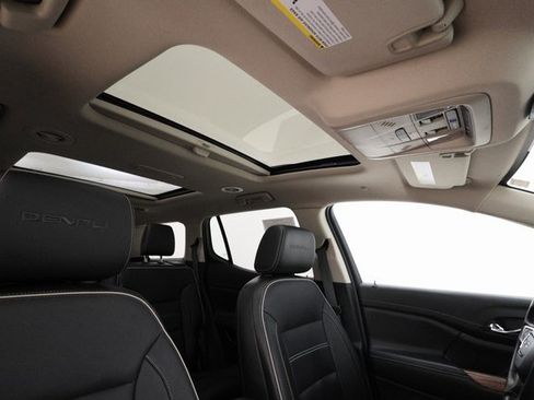 Used 2019 GMC Acadia Denali w/ LPO, Floor Liner Package image 28