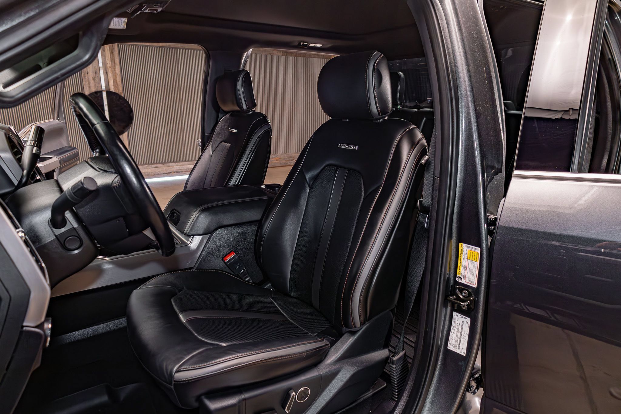 Used 2020 Ford F350 Platinum AWD/4WD image 20