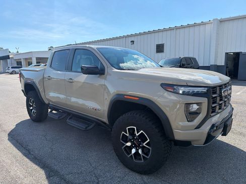 Used 2024 GMC Canyon AT4X AWD/4WD image 3
