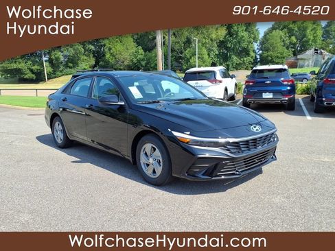 New 2026 Hyundai Elantra SE FWD image 7