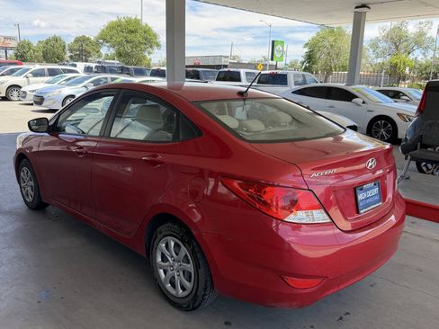 Used 2014 Hyundai Accent GLS FWD image 6