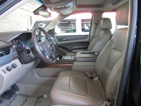 Used 2016 Chevrolet Suburban LTZ AWD/4WD image 9