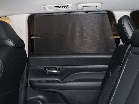 Used 2024 Toyota Grand Highlander AWD image 69